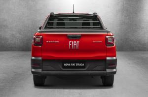 Fiat Strada Freedom Cabine Dupla 2020 года 